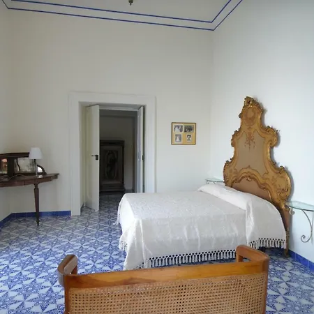 Sterlizia Holiday home *