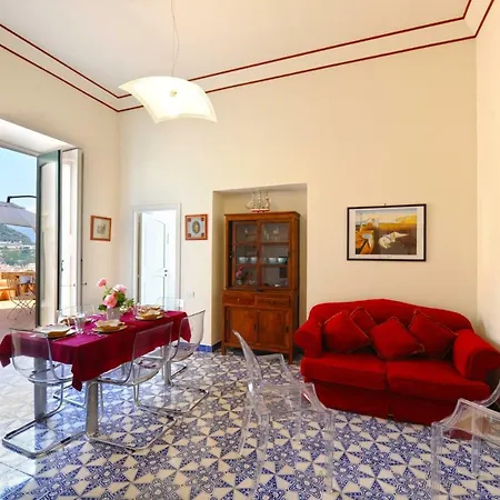 Sterlizia Holiday home